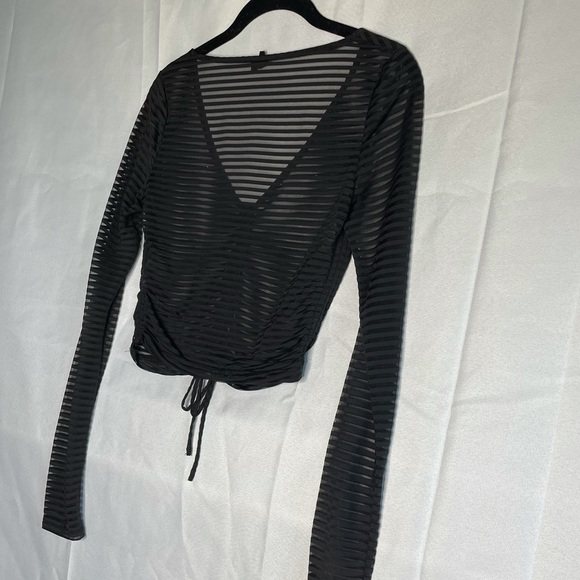Striped Long Sleeve Crop Top - Picture 6 of 12